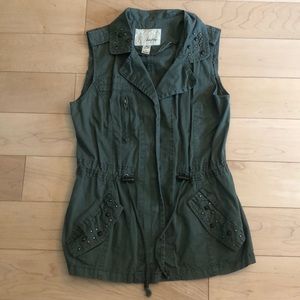 Daytrip Green Vest